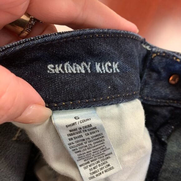 AEO Skinny Kick Sequin Pocket Bootcut Jeans sz 6S - Picture 4 of 6